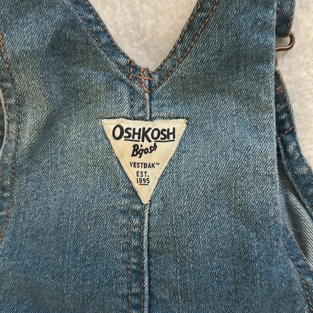 OSHKOSH B’GOSH Floral Embroidered Denim Overalls $21 SIZE 18 MONTHS Spring Gift